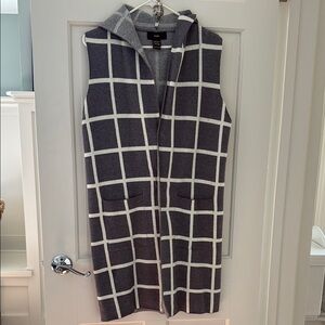 Gray and White Hooded Vest with Grid Pattern